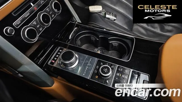 LAND ROVER Range Rover 43.0 TDV6 Vogue SE 2013 — photo 9 sur 26