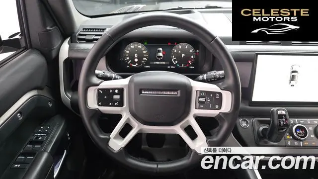LAND ROVER Defender (L663) 110 P300 X-Dynamic SE 2025 — photo 13 sur 20