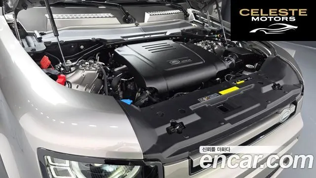 LAND ROVER Defender (L663) 110 P300 X-Dynamic SE 2025 — photo 6 sur 20