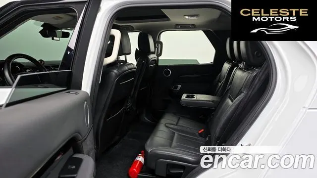 LAND ROVER Discovery 5 3.0 SD6 SE 2019 — photo 20 sur 20