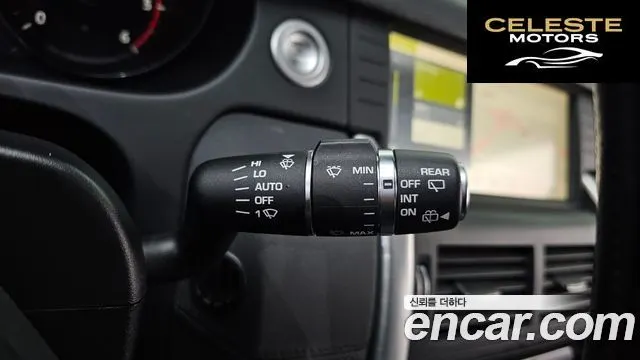 LAND ROVER Discovery Sport 2.0 TD4 SE 2018 — photo 17 sur 20
