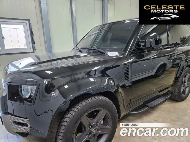LAND ROVER Defender (L663) 90 D250 X-Dynamic SE 2025 — photo 15 sur 18