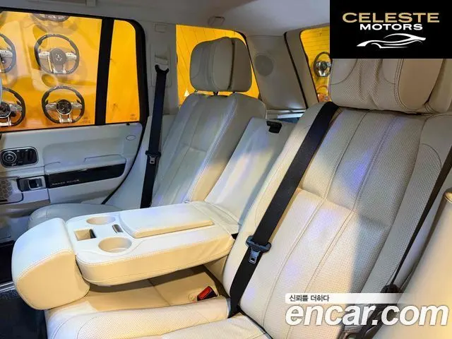 LAND ROVER Range Rover 4.4 TDV8 Vogue 2012 — photo 14 sur 20