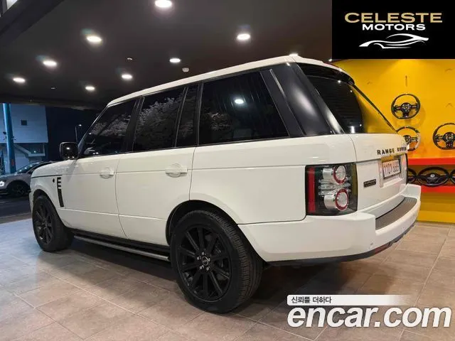LAND ROVER Range Rover 4.4 TDV8 Vogue 2012 — photo 5 sur 20