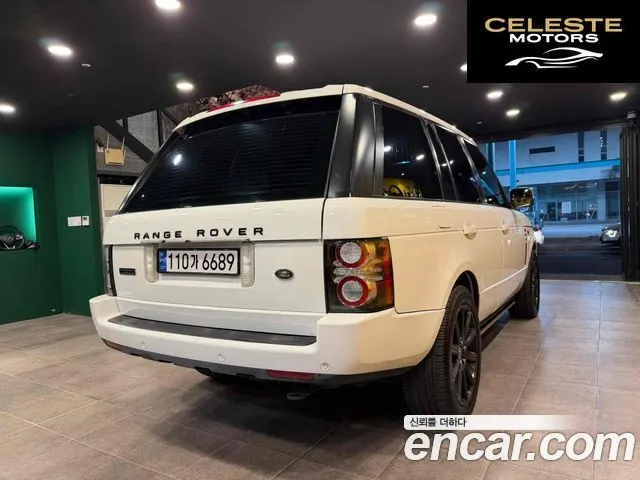 LAND ROVER Range Rover 4.4 TDV8 Vogue 2012 — photo 8 sur 20