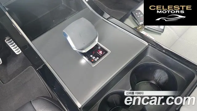LAND ROVER Range Rover Evoque 2P250 Dynamic SE 2024 — photo 9 sur 20
