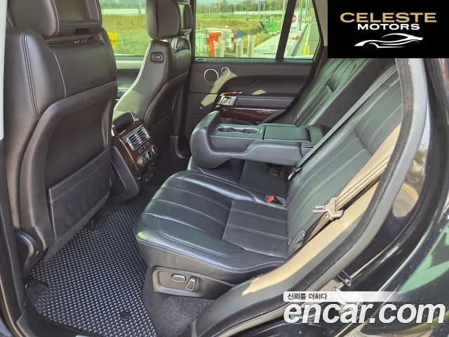LAND ROVER Range Rover 44.4 SDV8 AB 2015 — photo 8 sur 18