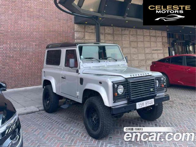 LAND ROVER Defender 90 2004 — photo 10 sur 14