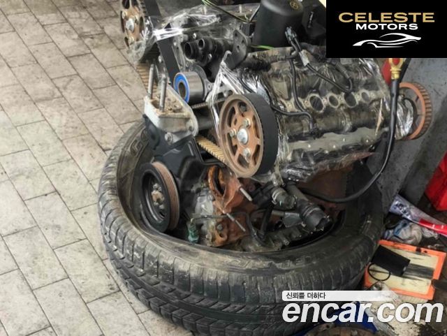 LAND ROVER Defender 90 2004 — photo 12 sur 14