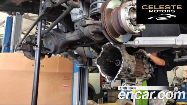 LAND ROVER Defender 90 2004 — photo 13 sur 14