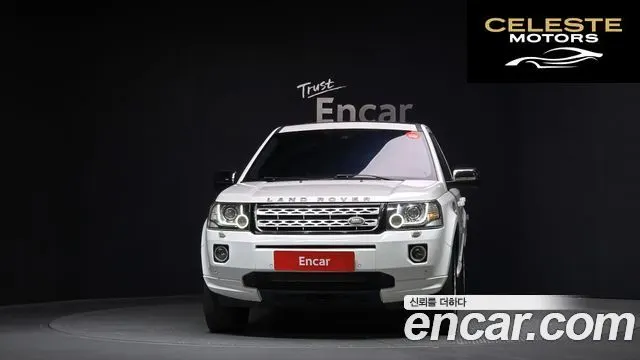 LAND ROVER 2 2.2 SD4 HSE 2013 — photo 3 sur 4