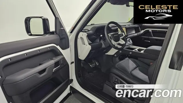 LAND ROVER Defender (L663) 90 D250 X-Dynamic SE 2025 — photo 11 sur 20