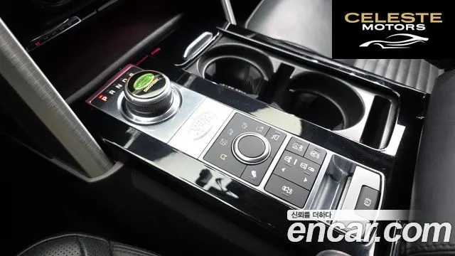 LAND ROVER Discovery 5 3.0 TD6 HSE Luxury 2017 — photo 9 sur 20