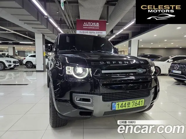 LAND ROVER Defender (L663) 130 P400 2025 — photo 25 sur 26