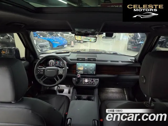 LAND ROVER Defender (L663) 130 P400 2025 — photo 6 sur 26