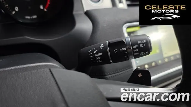 LAND ROVER Range Rover Evoque 2.0 TD4 SE 2018 — photo 18 sur 26