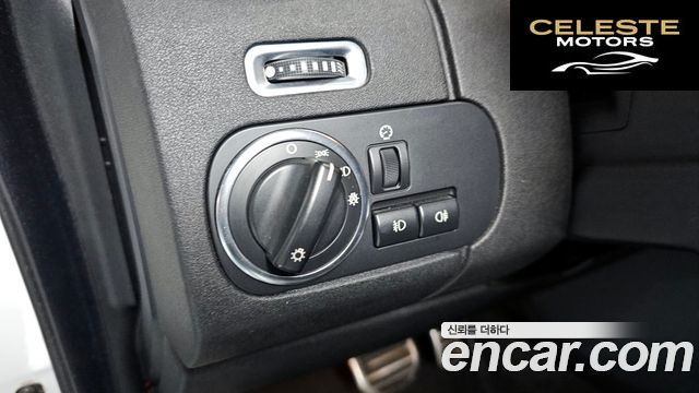 LAND ROVER Discovery 4 3.0 SDV6 HSE 2013 — photo 18 sur 20