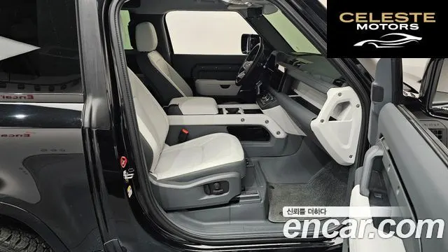 LAND ROVER Defender (L663) 90 D250 X-Dynamic SE 2025 — photo 11 sur 20
