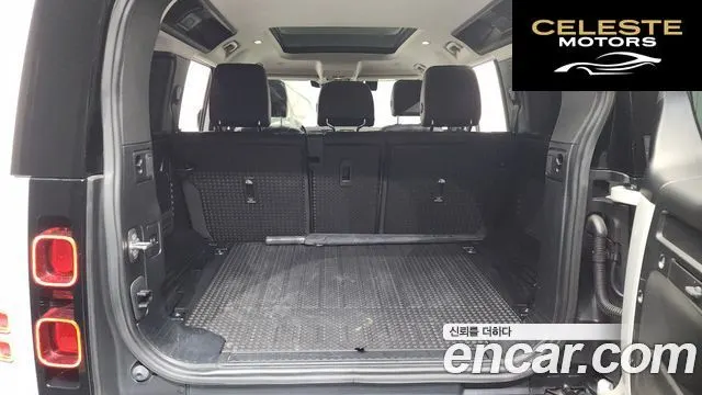 LAND ROVER Defender (L663) 110 D250 SE 2022 — photo 20 sur 20