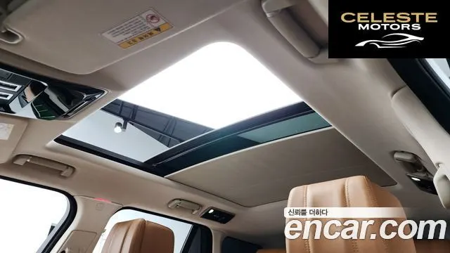 LAND ROVER Range Rover 45.0 SC Vogue SE 2019 — photo 19 sur 20