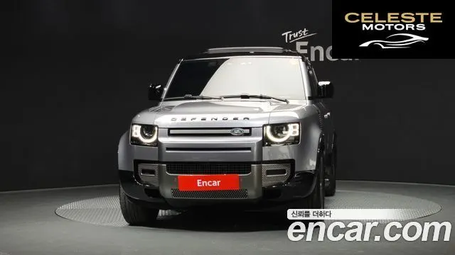 LAND ROVER Defender (L663) 110 P300 X-Dynamic SE 2024 — photo 3 sur 20