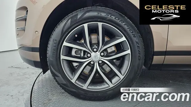 LAND ROVER Range Rover Evoque 2P250 Dynamic SE 2025 — photo 9 sur 20
