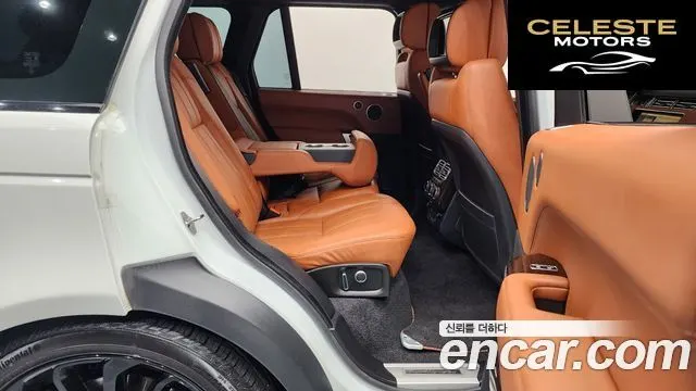 LAND ROVER Range Rover 44.4 SDV8 AB 2017 — photo 12 sur 20