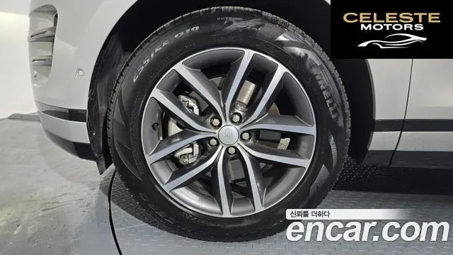 LAND ROVER Range Rover Evoque 2P250 Dynamic SE 2025 — photo 4 sur 20
