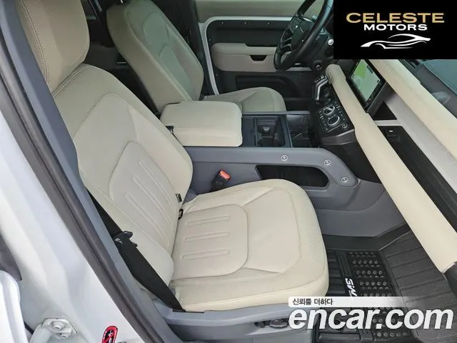 LAND ROVER Defender (L663) 110 D240 SE 2020 — photo 16 sur 26