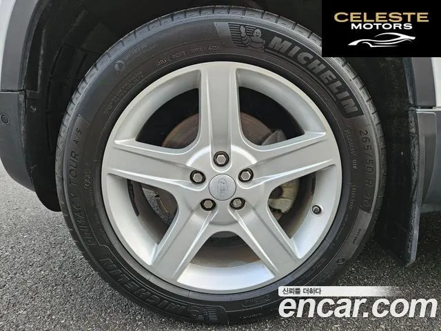 LAND ROVER Defender (L663) 110 D240 SE 2020 — photo 18 sur 26