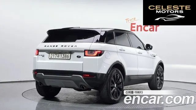 LAND ROVER Range Rover Evoque 2.0 TD4 HSE 2018 — photo 2 sur 20