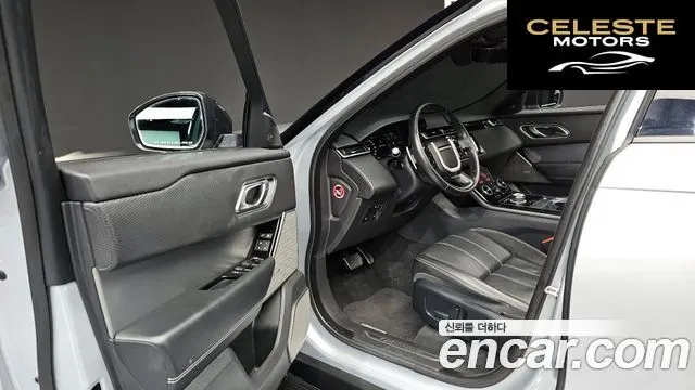 LAND ROVER Range Rover Velar 2.0 D240 R-Dynamic SE 2018 — photo 11 sur 20