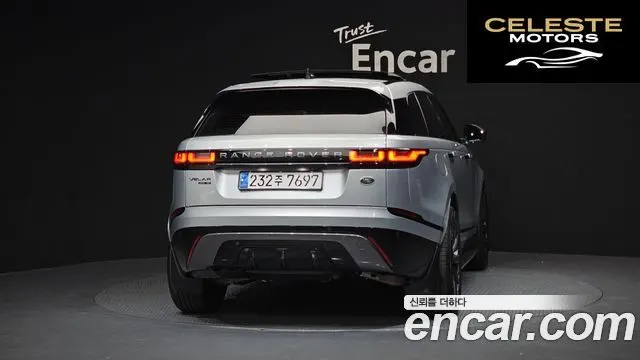 LAND ROVER Range Rover Velar 2.0 D240 R-Dynamic SE 2018 — photo 4 sur 20