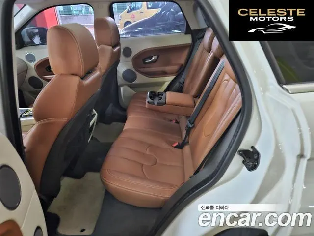 LAND ROVER Range Rover Evoque 2.2 SD4 2013 — photo 6 sur 24