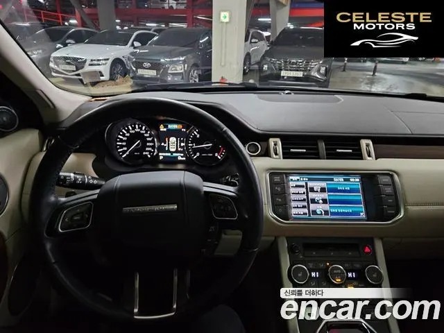 LAND ROVER Range Rover Evoque 2.2 SD4 2013 — photo 7 sur 24