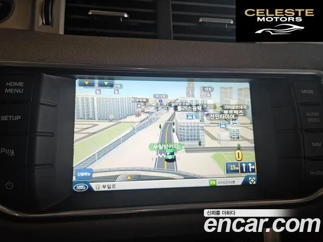 LAND ROVER Range Rover Evoque 2.2 SD4 Pure 2014 — photo 10 sur 25