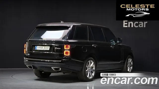 LAND ROVER Range Rover 45.0 SC SV AB LWB 2018 — photo 2 sur 20