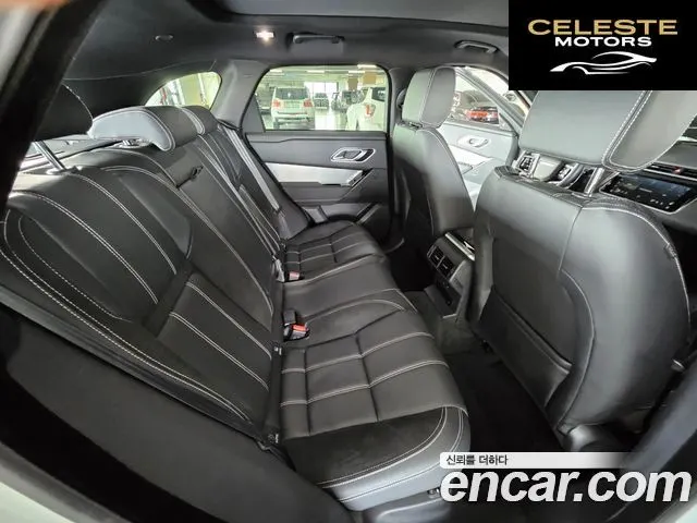 LAND ROVER Range Rover Velar 3.0 P400 R-Dynamic SE 2023 — photo 14 sur 23