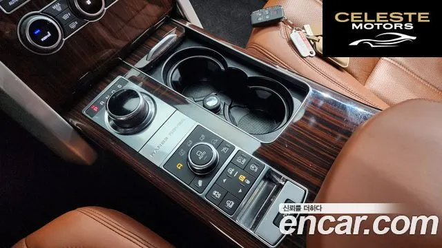 LAND ROVER Range Rover 44.4 SDV8 AB 2017 — photo 9 sur 20