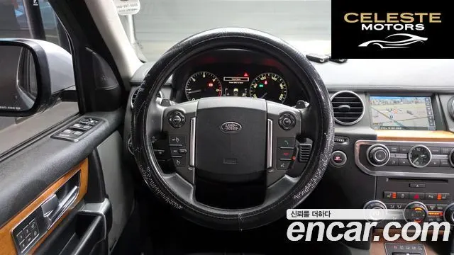 LAND ROVER Discovery 4 3.0 SDV6 SE 2015 — photo 13 sur 20