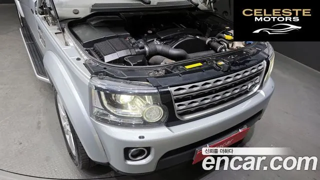 LAND ROVER Discovery 4 3.0 SDV6 SE 2015 — photo 6 sur 20