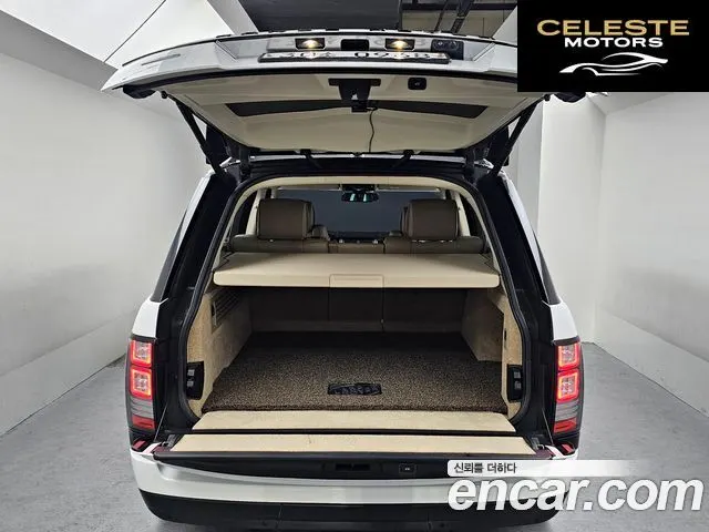 LAND ROVER Range Rover 44.4 SDV8 AB 2016 — photo 20 sur 26