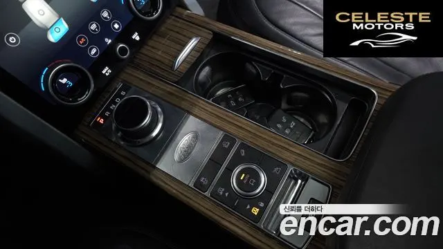 LAND ROVER Range Rover 44.4 SDV8 Vogue SE 2018 — photo 9 sur 26