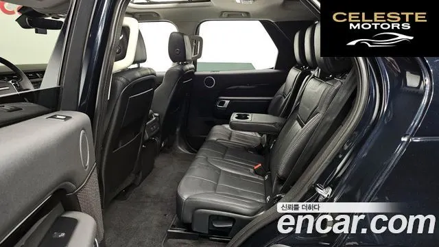 LAND ROVER Discovery 5 3.0 SD6 SE 2019 — photo 12 sur 26