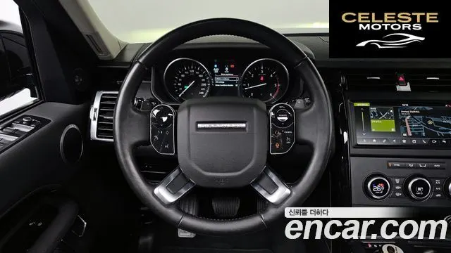 LAND ROVER Discovery 5 3.0 SD6 SE 2019 — photo 13 sur 26