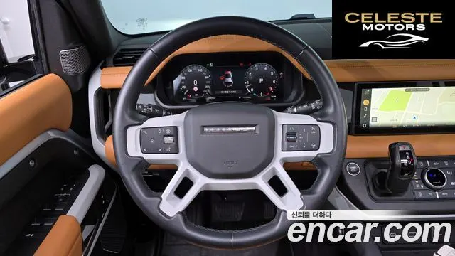 LAND ROVER Defender (L663) 110 P300 X-Dynamic SE 2024 — photo 13 sur 20