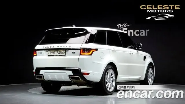 LAND ROVER Range Rover Sport 23.0 SDV6 HSE Dynamic 2018 — photo 2 sur 20