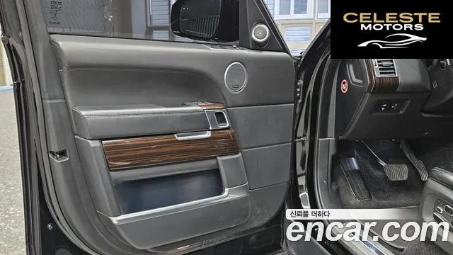 LAND ROVER Range Rover 44.4 SDV8 AB 2015 — photo 11 sur 26