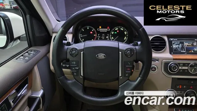 LAND ROVER Discovery 4 3.0 SDV6 SE 2016 — photo 13 sur 20