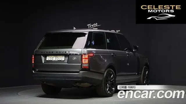 LAND ROVER Range Rover 45.0 SC Vogue SE 2017 — photo 2 sur 20